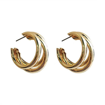 The 925 Silver Needle three-ring circular earrings are stylish and trendy ear ring accessories