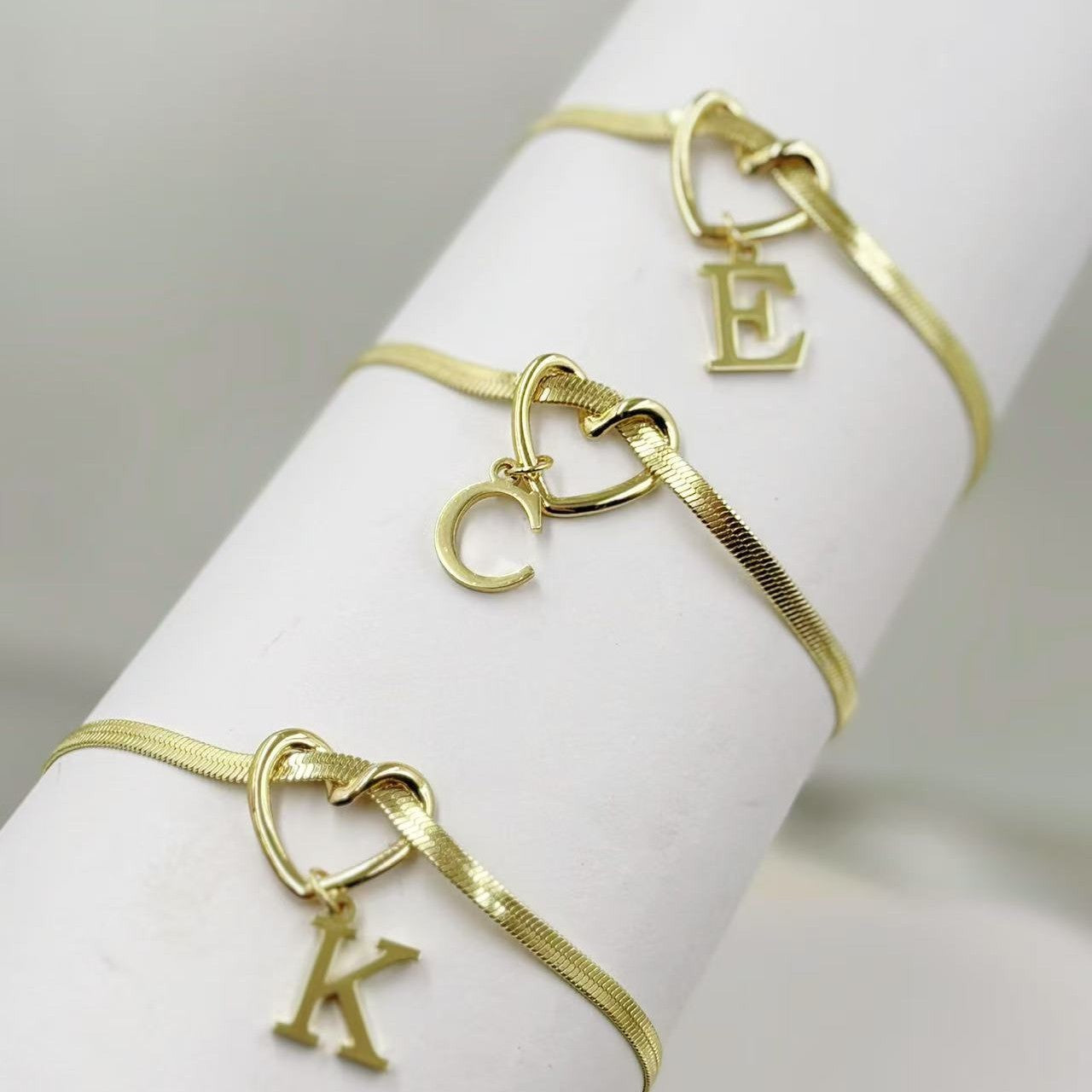 Heart Initial Letter Anklet – Gold Snake Chain
