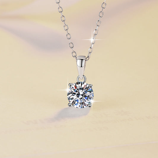 Delicate Gold Pendant Collarbone Chain Necklace