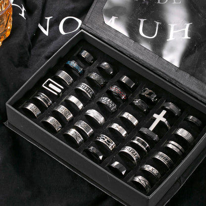 A mixed batch of anti-corrosion and blackening oil heart-shaped index finger ring and wind ring