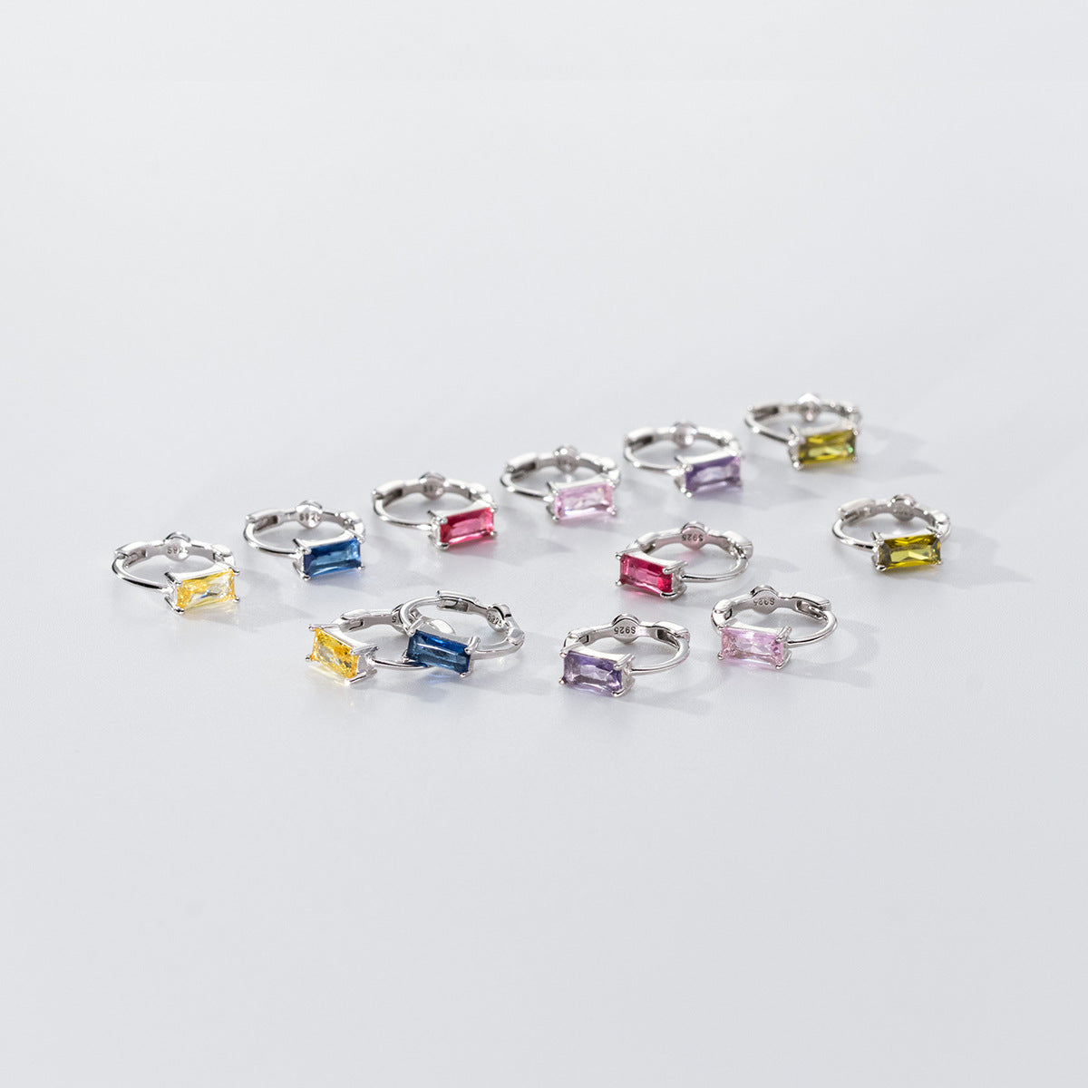 MOQ=2PCS s925 Exquisite colorful square ear le style design elegant and stylish earrings for women M04358