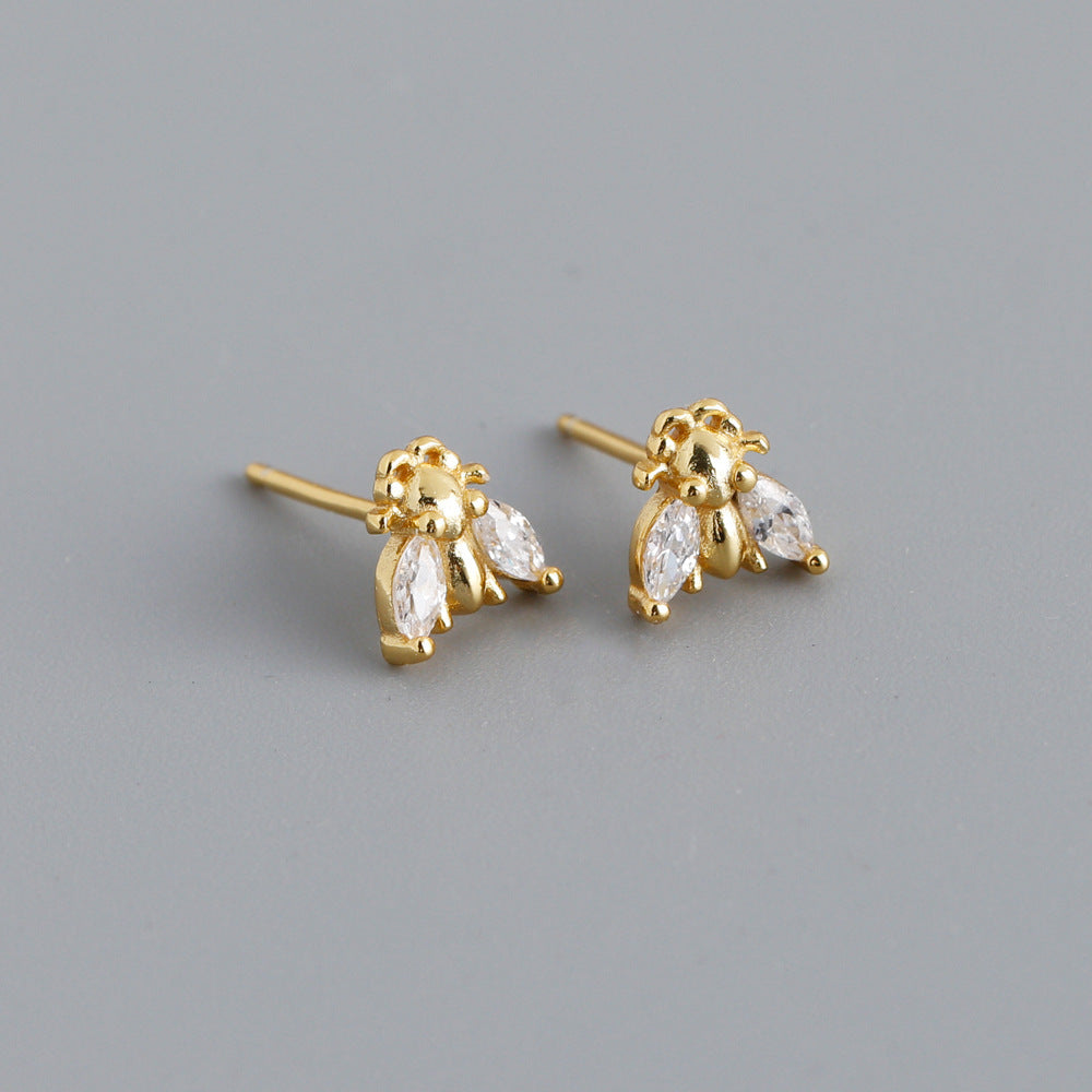 MOQ=2PCS  all ect-shaped s925 stud earrings, fresh and delicate earrings and earrings for women