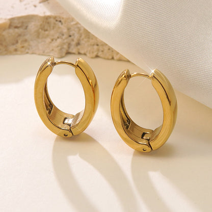 High-end earring with 18k circular plating, elegant earrings