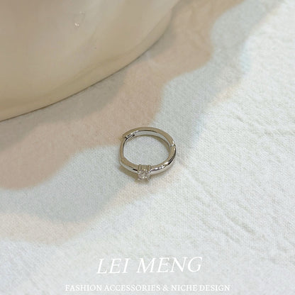 Minimalist style single-ear le women's 2026 high-end and exquisite earrings, cold style earrings