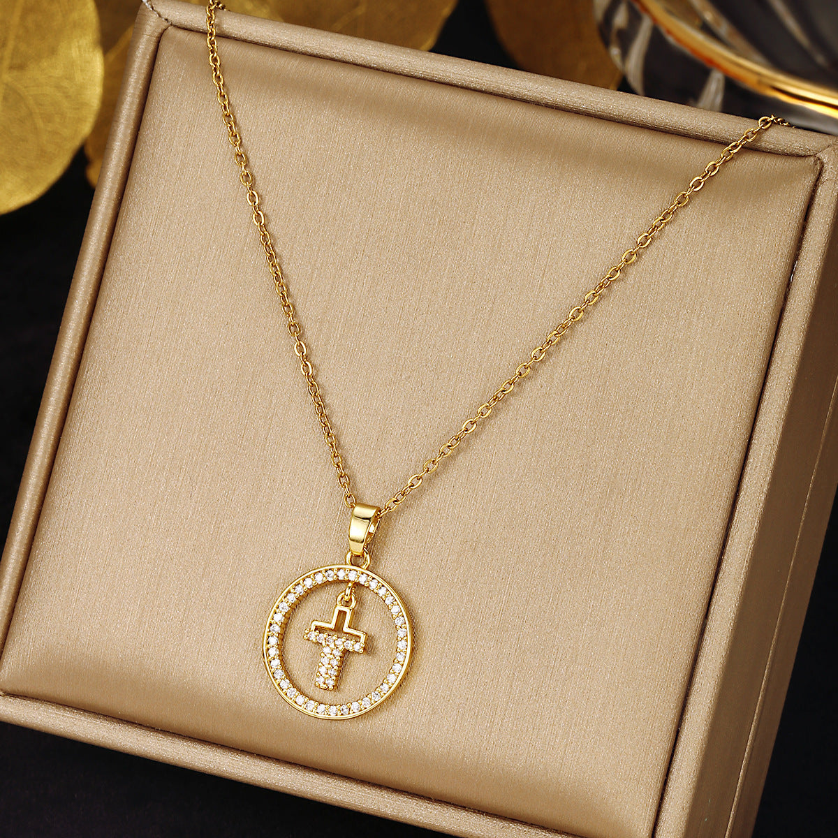 The wind color full cross design sense pendant chain decoration