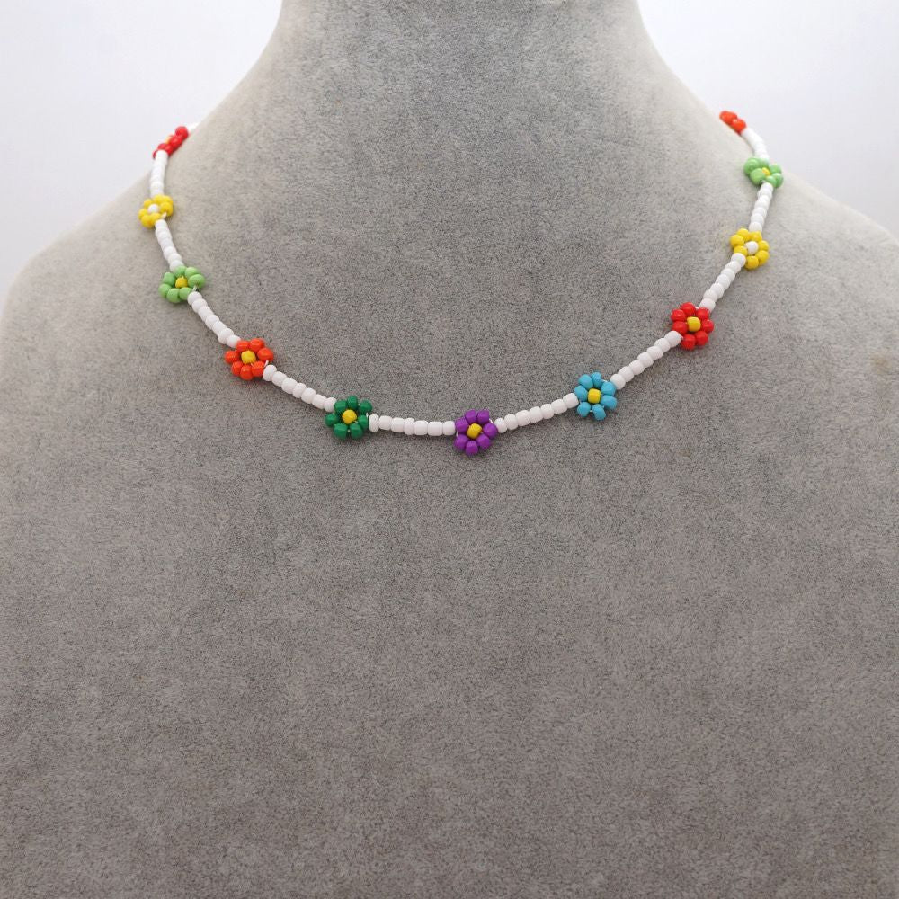 Colorful gradient rice bead Daisy vacation style woven necklace for women