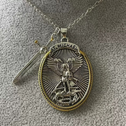 Oval Shield Knight Shield Sword Men's Pendant