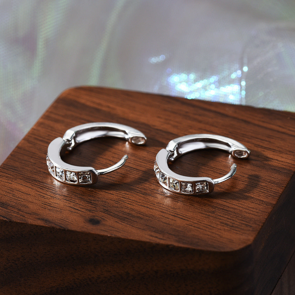 -style copper-inlaid square ear ring imitation Mosang earrings are versatile, elegant and high-end earrings