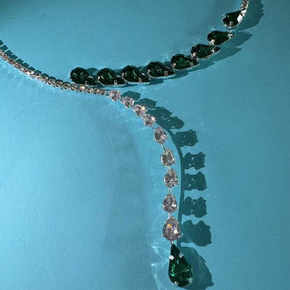 Exquisite leaf necklace