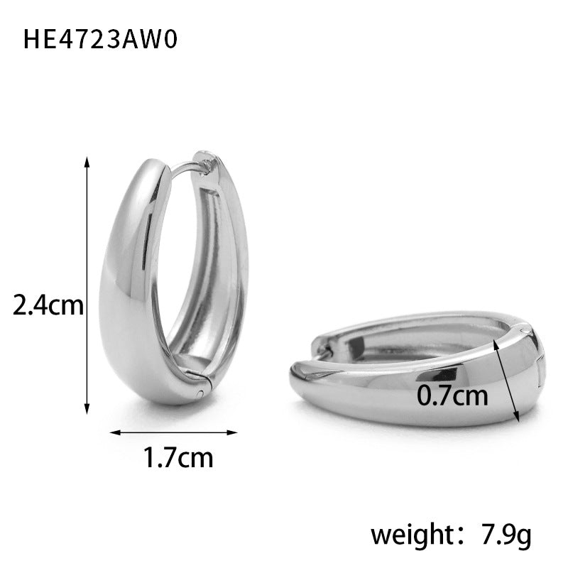 Glossy wide-open earrings with 18K plain bezel and layered earrings