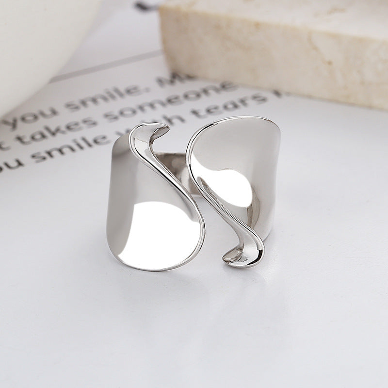 Wave-twisted ring with adjustable opening and ooth surface for female sales