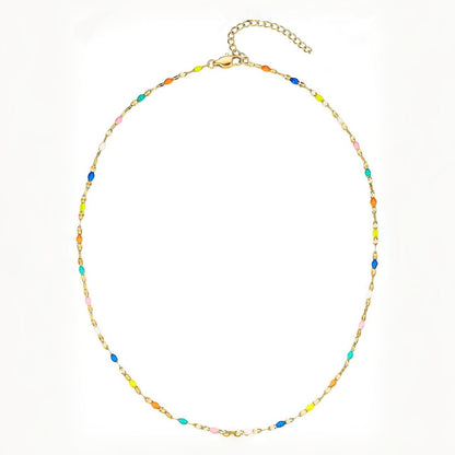 A commuter girl with a fresh and cool enamel hand-drip oil rainbow candy color