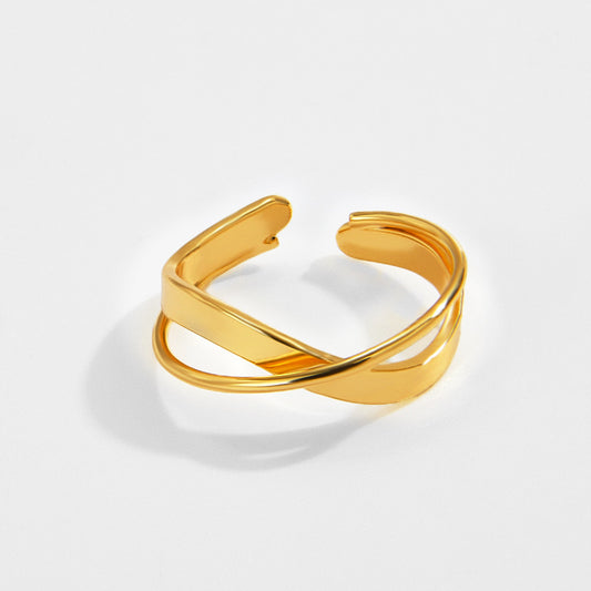 Eve Gold Bangle – Elegant Stackable Bracelet for Women