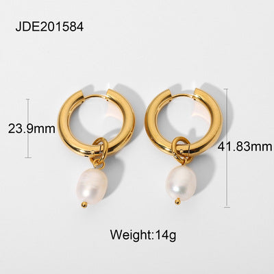 The elegant design of the O-shaped connection polka dot bracelet is a trendy accessory combination