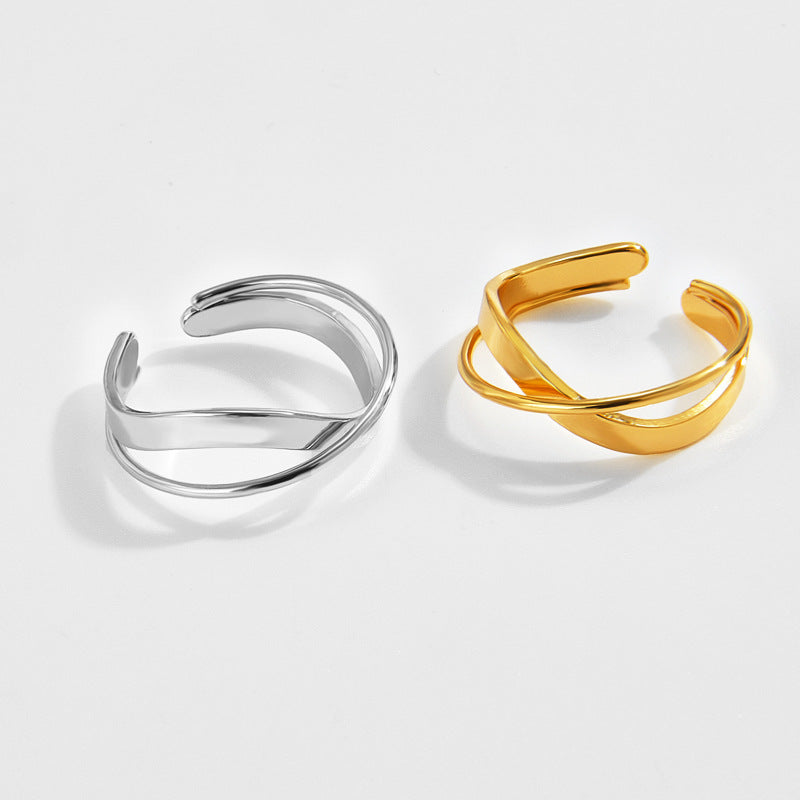 Eve Gold Bangle