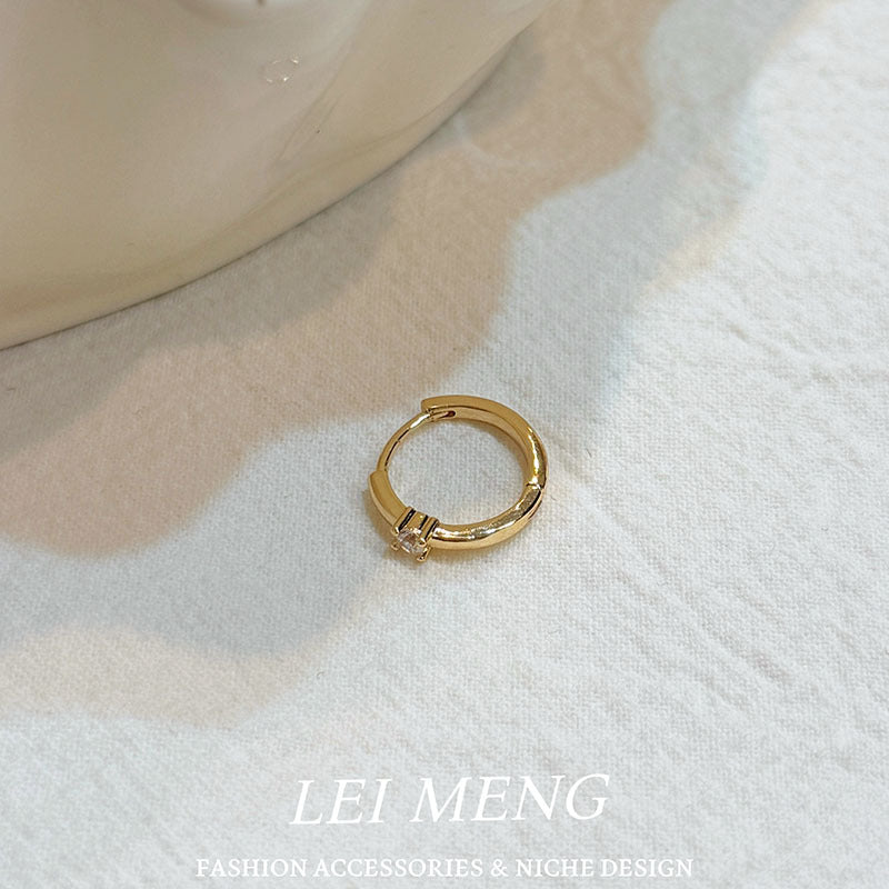 Minimalist style single-ear le women's 2026 high-end and exquisite earrings, cold style earrings