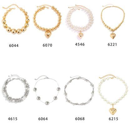 A versatile and high-end faux pearl heart-shaped stacked beaded chain