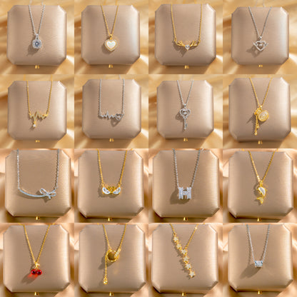The Wind Girl's exquisite chain is a high-end accessory