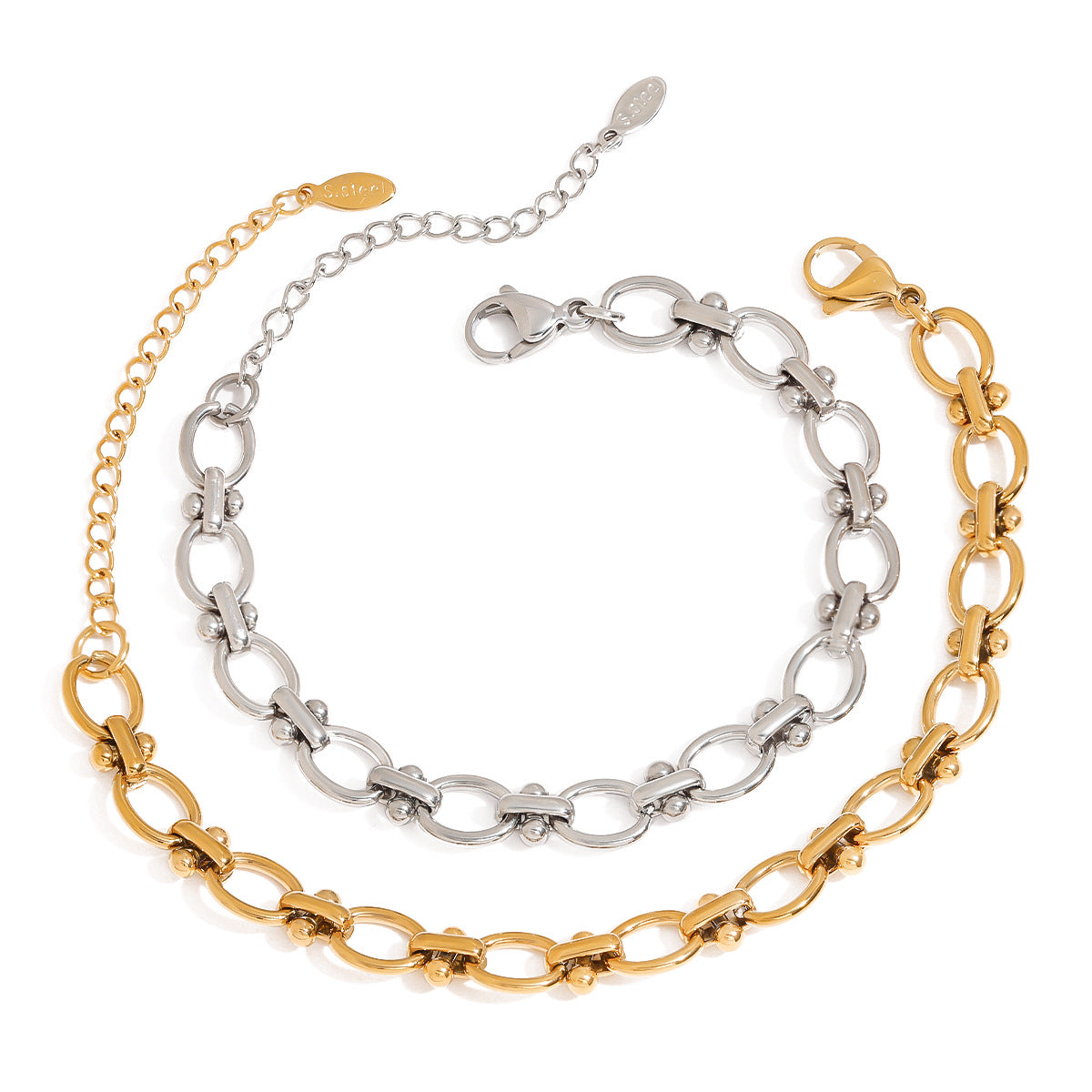 The elegant design of the O-shaped connection polka dot bracelet is a trendy accessory combination