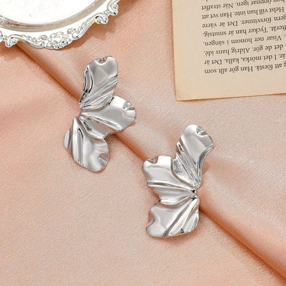 Exaggerated color flower ear studs, irregular petal earrings and earrings, women's ear bone studs
