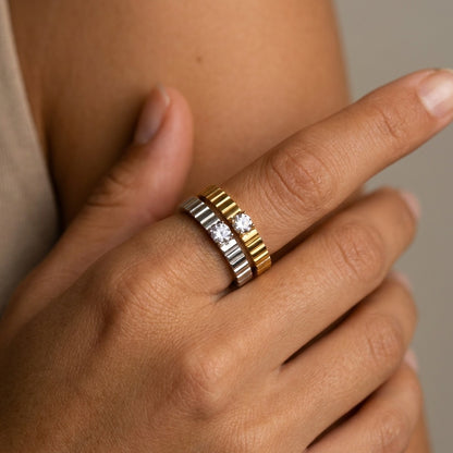 18K texture vertical stripe ring, single piece design, style jewelry