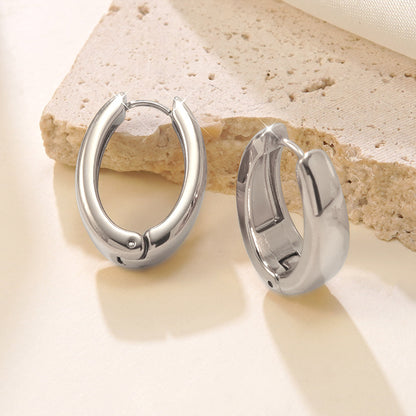 High-end earring with 18k circular plating, elegant earrings