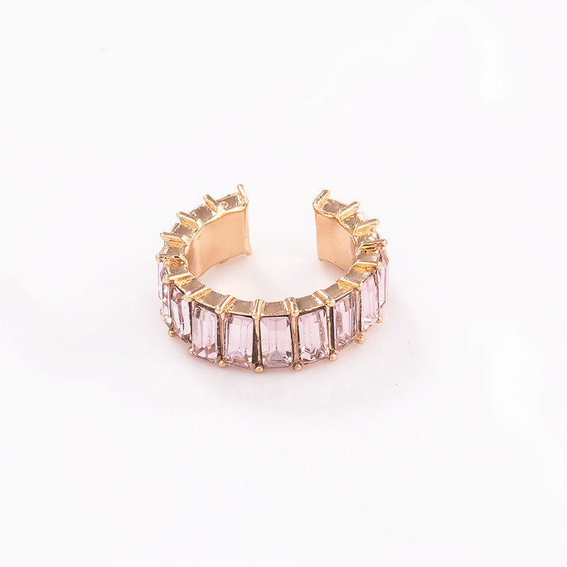 This is a sweet and cool style of earrings with colorful ear clips, slightly inlaid pearls, and no ear piercings for women