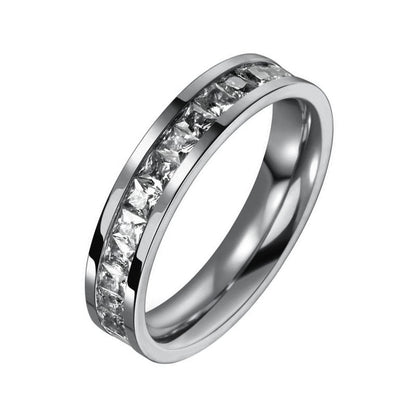A simple and cold ring bracelet in a  style for women