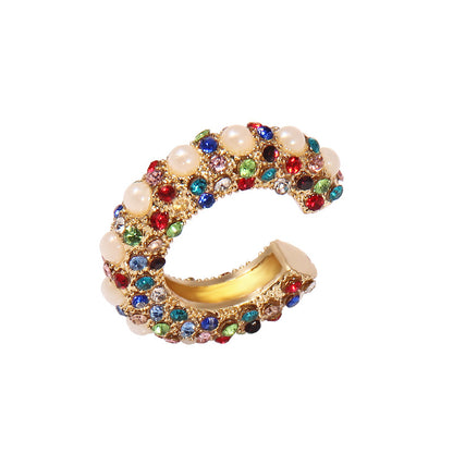 This is a sweet and cool style of earrings with colorful ear clips, slightly inlaid pearls, and no ear piercings for women