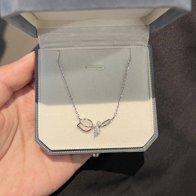 High-end women's design, sweet and elegant, versatile chain style