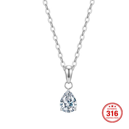 A 18K plated pendant necklace for your girlfriend