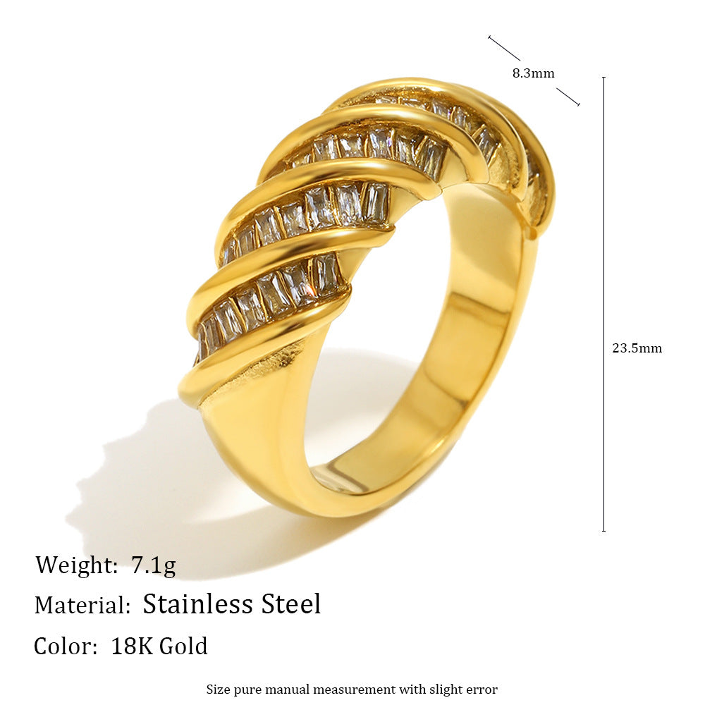 This high-end and elegant jewelry is plated with an 18K rectangular twisted interface ring