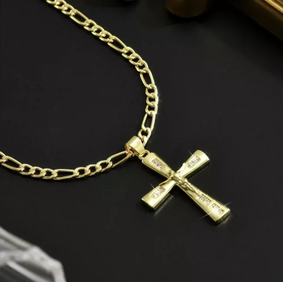 Cross pendant for men, androgynous style, Yiwu jewelry and necklace for women