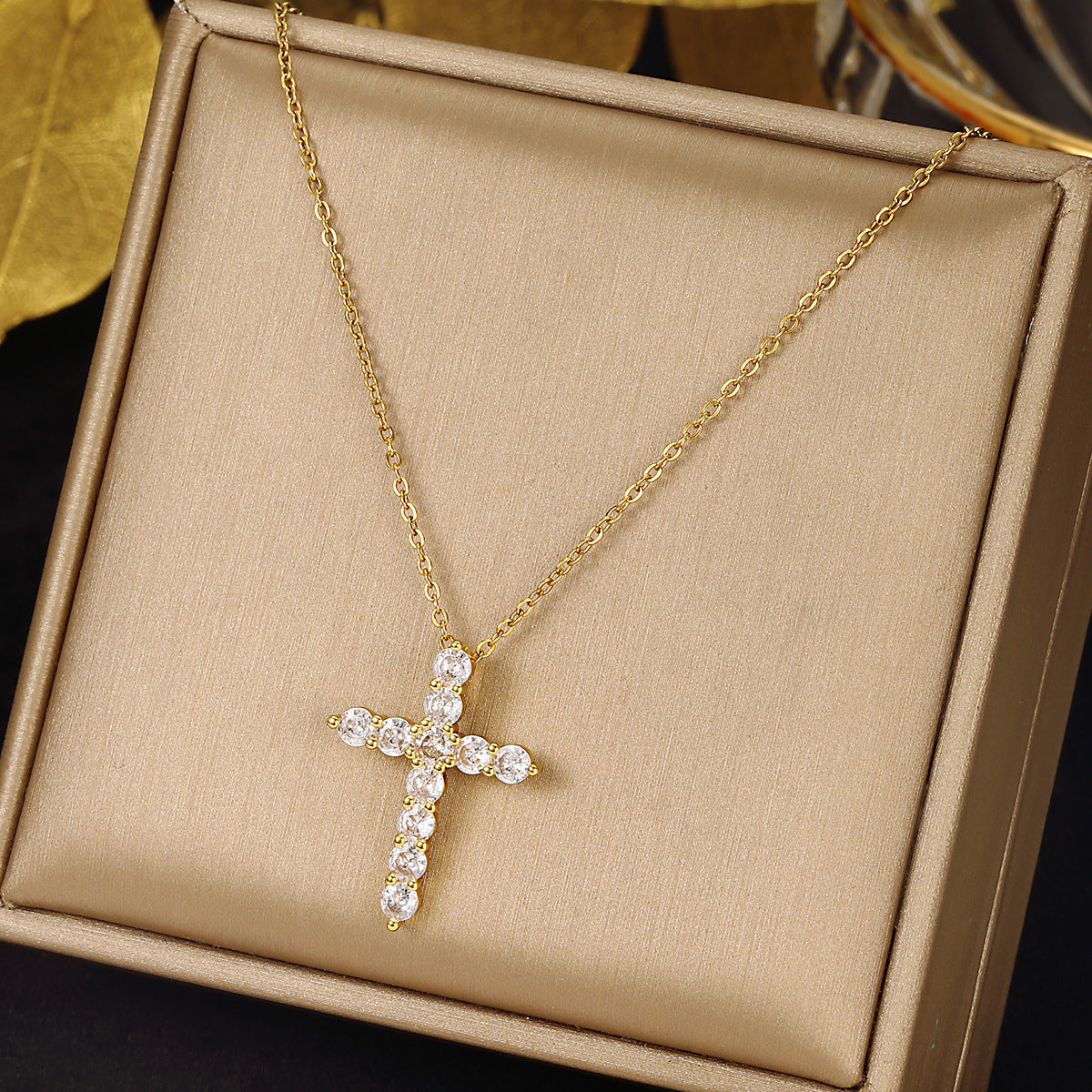 The wind color full cross design sense pendant chain decoration