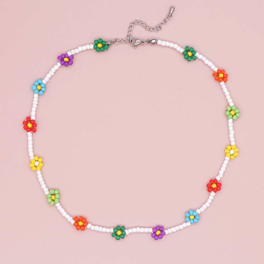 Colorful gradient rice bead Daisy vacation style woven necklace for women