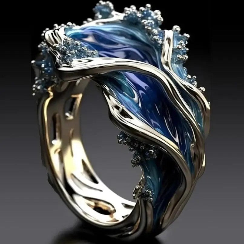 A lady's ring with wave enamel